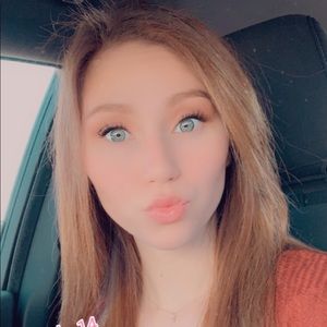 Meet your Posher, Meredith